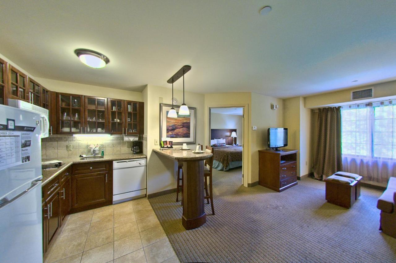 Staybridge Suites East Stroudsburg - Poconos By Ihg Kültér fotó