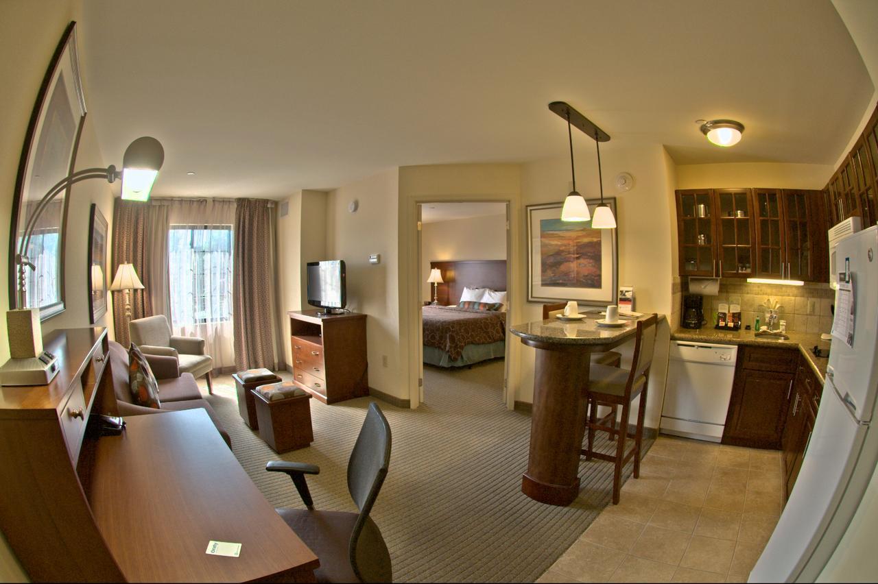 Staybridge Suites East Stroudsburg - Poconos By Ihg Kültér fotó